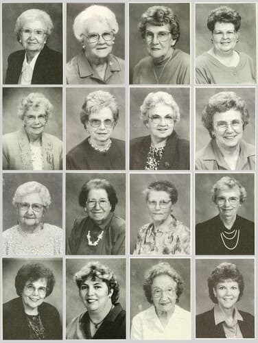 Рис. 1. Члены клуба Beardstown Ladies, 1995 г.