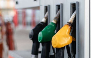 Почему инфляция и стоимость нефти растут, а цены на бензин — нет</br>