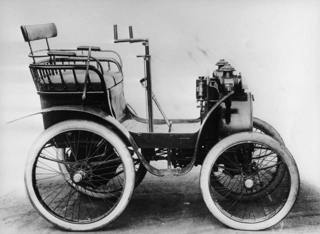 Рис. 2. Renault A Voiturette (модель 1898 г. выпуска). Источник: ru.carshistory.org