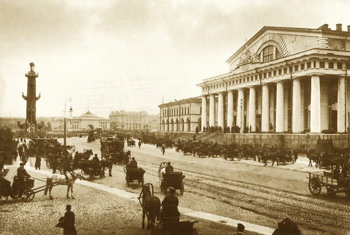 Санкт-Петербургская биржа. Изображение из собрания автора.